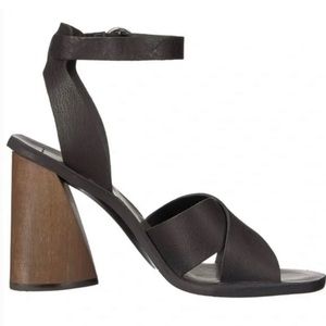 Dolce Vita | Athena Heeled Sandals Size 6.5 NWT